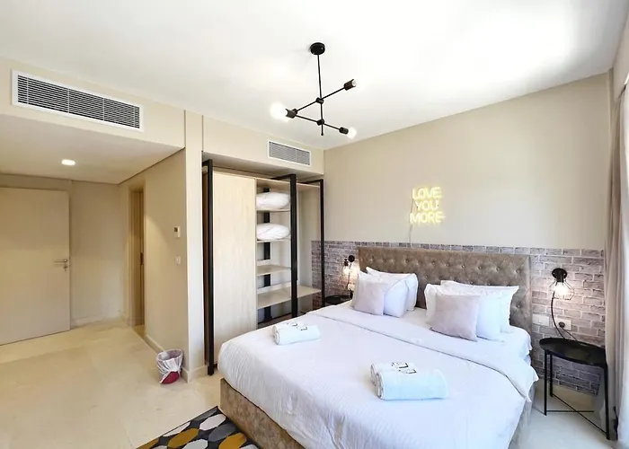 Enticing & Earthy 1 Bdr Mangroovy Free Pool & Access * الغردقة