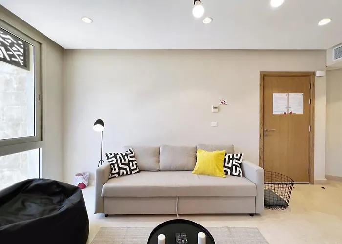 Enticing & Earthy 1 Bdr Mangroovy Free Pool & Access